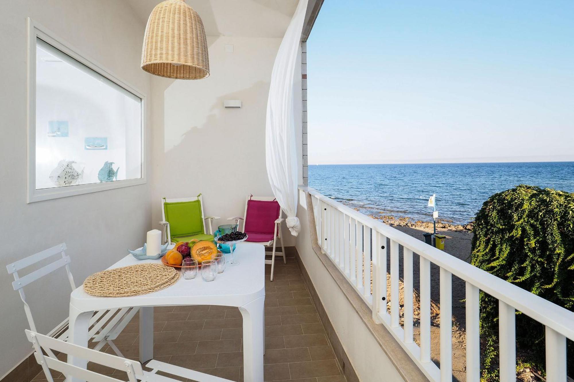 Rifugio A Mare Apartment Calabernardo Exterior photo